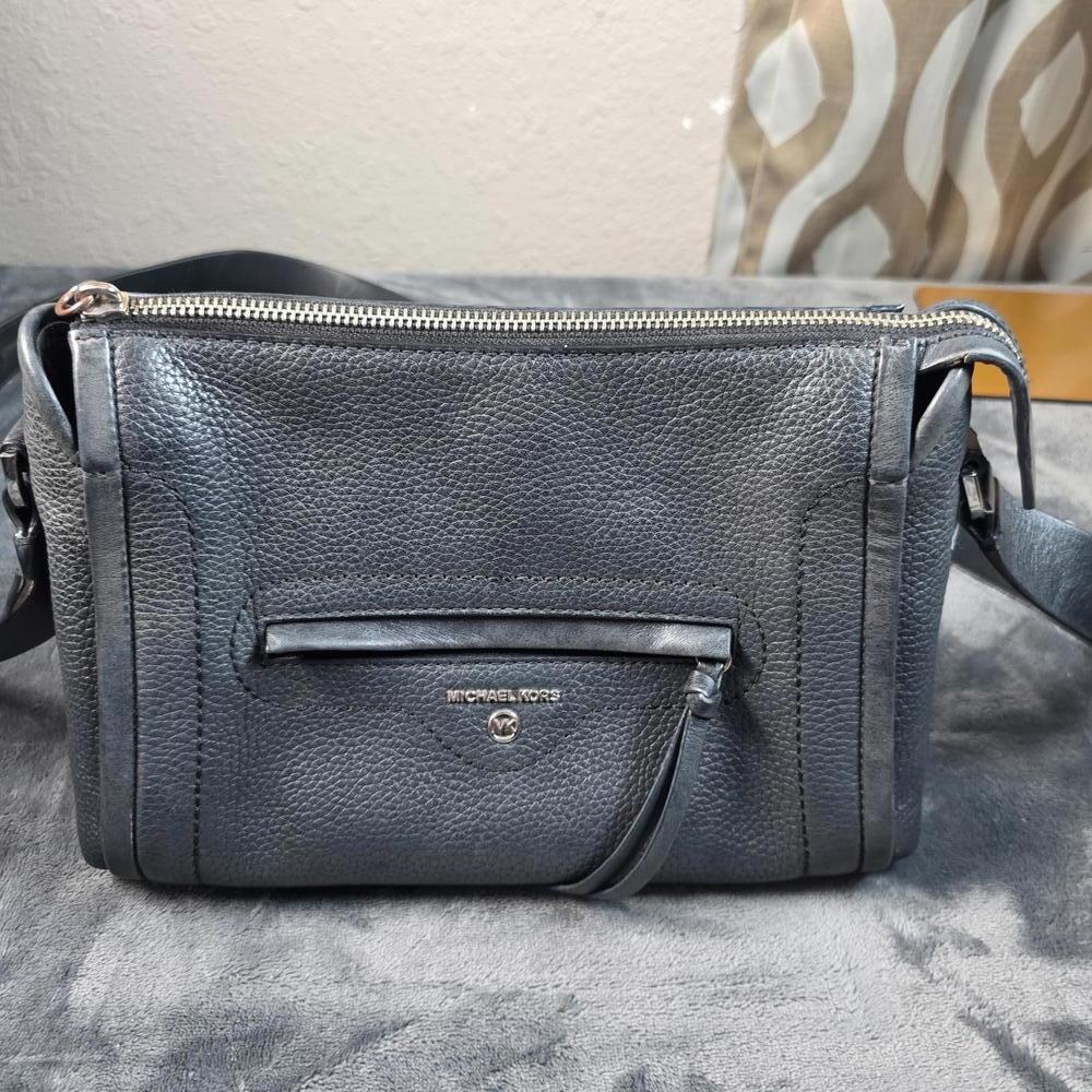 Michael Kors Carine Crossbody Pebbled Black Leather - Picture 3 of 14